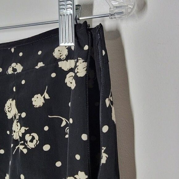 FOREVER 21 Vintage Slit Hem Ditsy Floral Print Pencil Skirt Size Medium - Picture 2 of 9